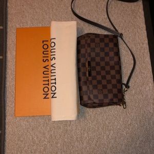 Louis Vuitton favorite mm damier ebene